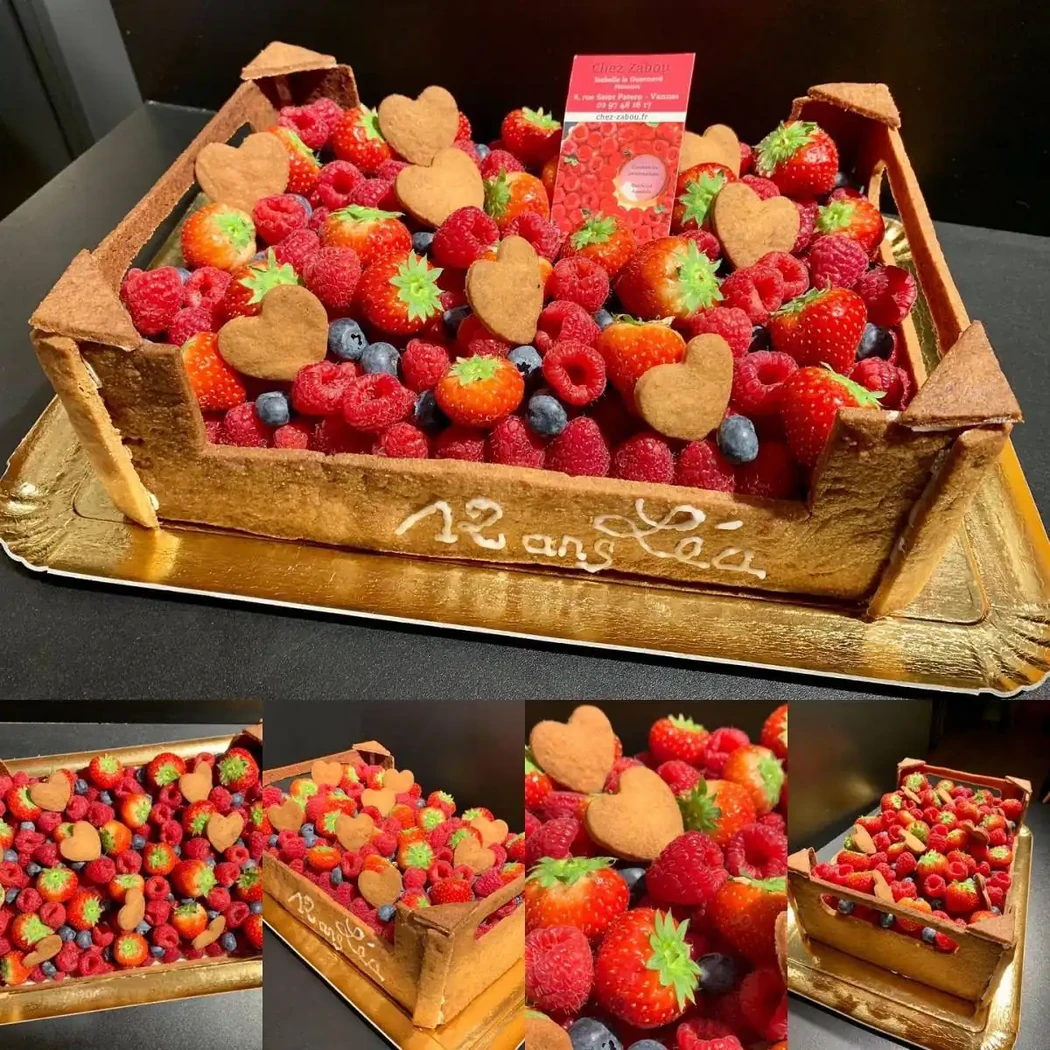 Cajette de fruits (7.50 euros/personne - 16 parts)